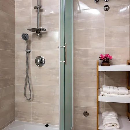 Apartman 2 Bedroom Gorgeous In Rovinj