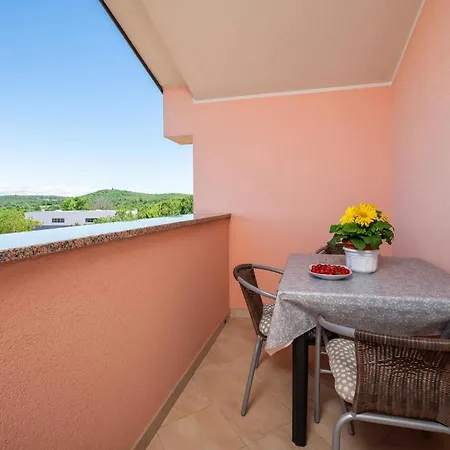 2 Bedroom Gorgeous In